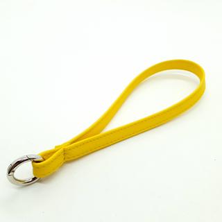 WRIST HAND WITH A 24-POINT YELLOW CROCODILE HOOK