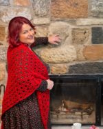 πλεηιμο με βελονακι εσαρπα κοκκινη