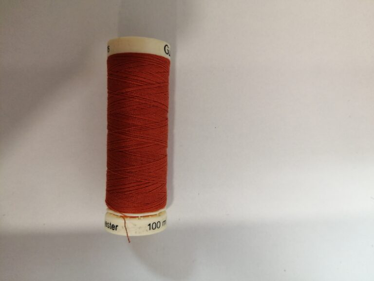 ΚΛΩΣΤΗ ΜΑΣΟΥΡΑΚΙ GUTERMANN 100% POLYESTER 982 (ΚΑΦΕΤΙ)